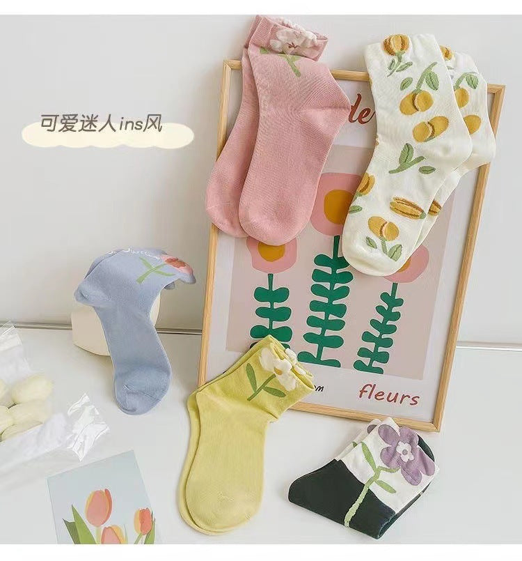 3D Floral Crew Socks for Women | Sweet Patterned Everyday Cotton Socks