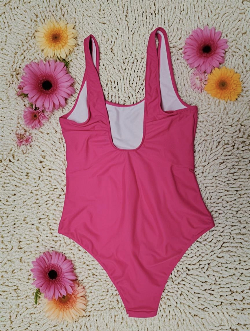 Striped Colorblock One-Piece Swimsuit | Sporty Women's Beach Swimwear