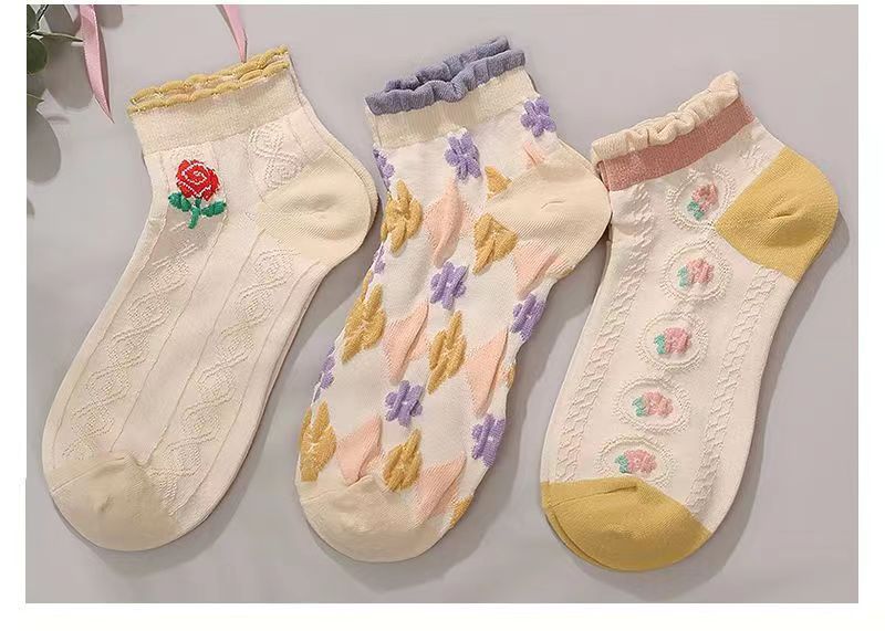 Floral Ruffle Ankle Socks for Women | Breathable Cotton Everyday Socks