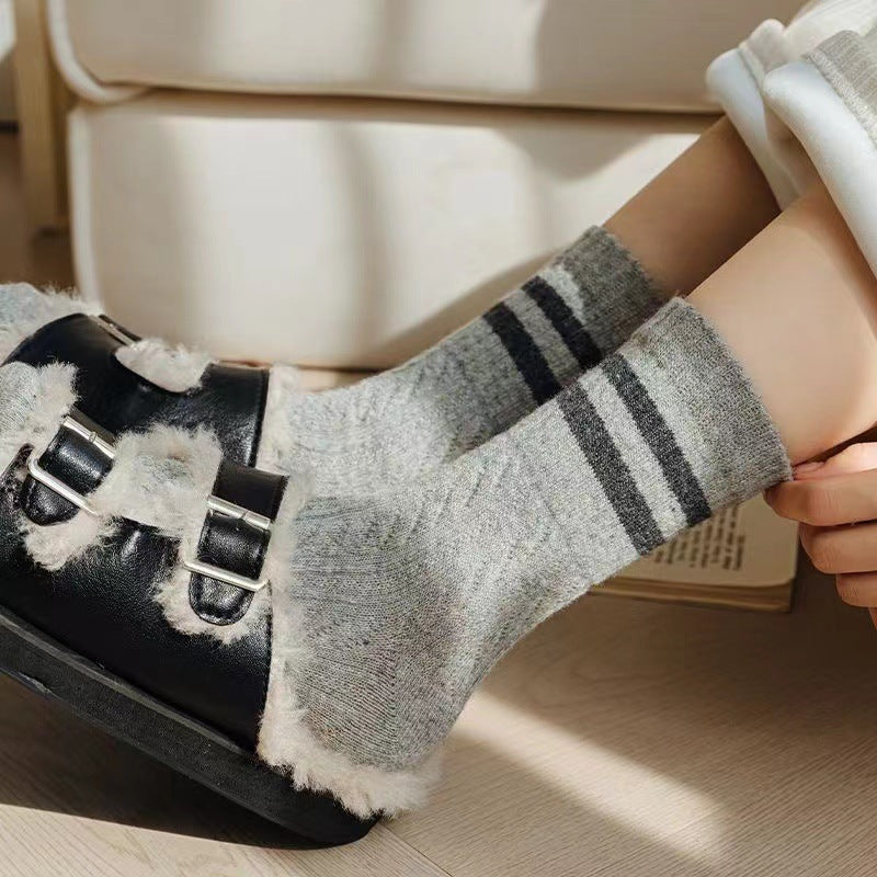 Cable Knit Two-Stripe Cozy Crew Socks for Women