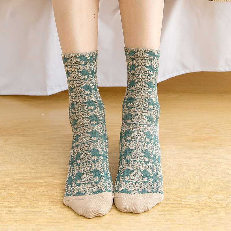 Vintage Floral Crew Socks for Women | Breathable Retro Cotton Socks