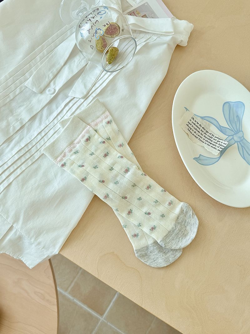 Seamless Cotton Crew Socks for Women | Fresh Pastel Slouch Socks