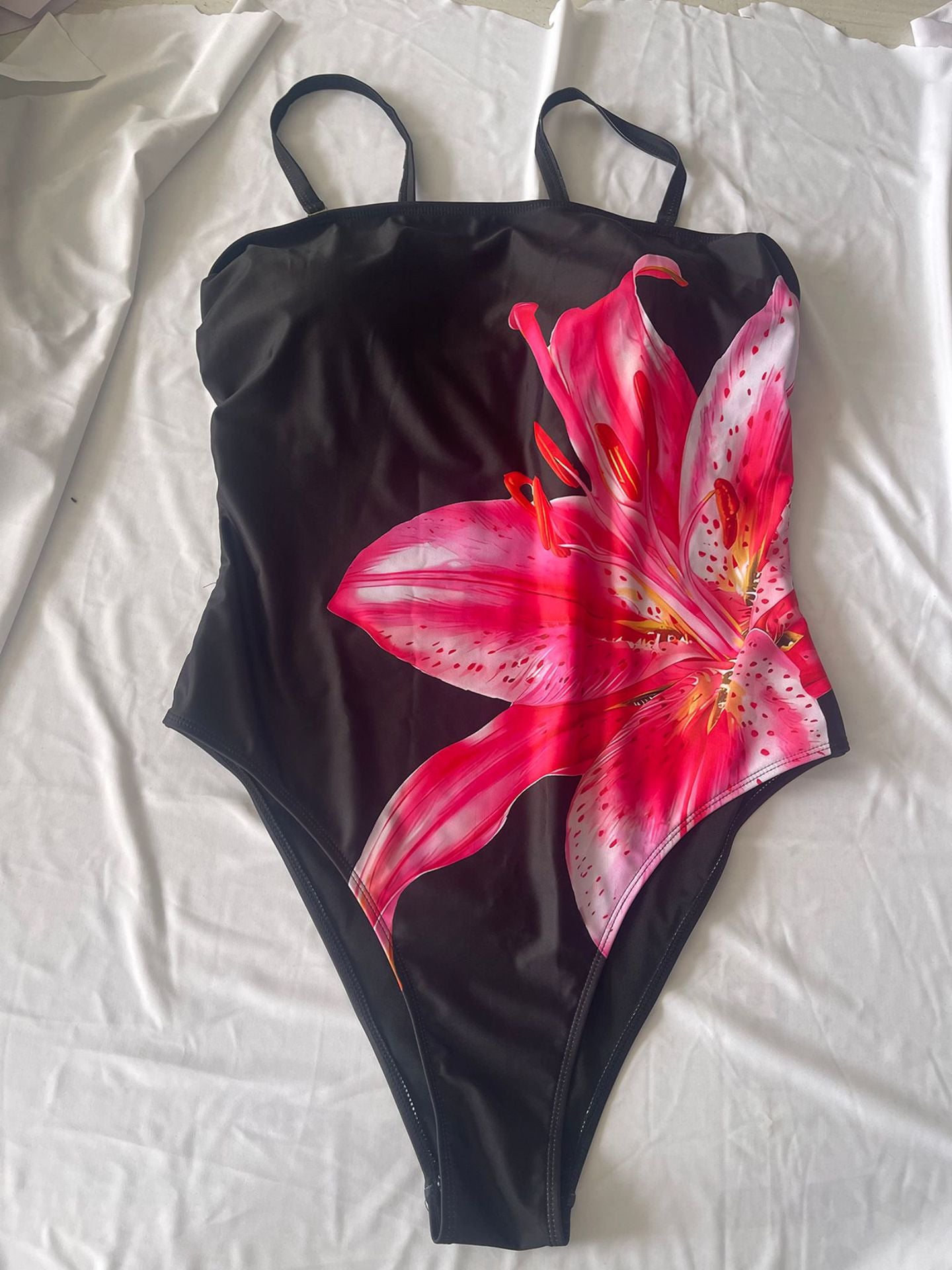 Plus Size Floral Printed One-Piece Swimsuit | Women's Swimwear