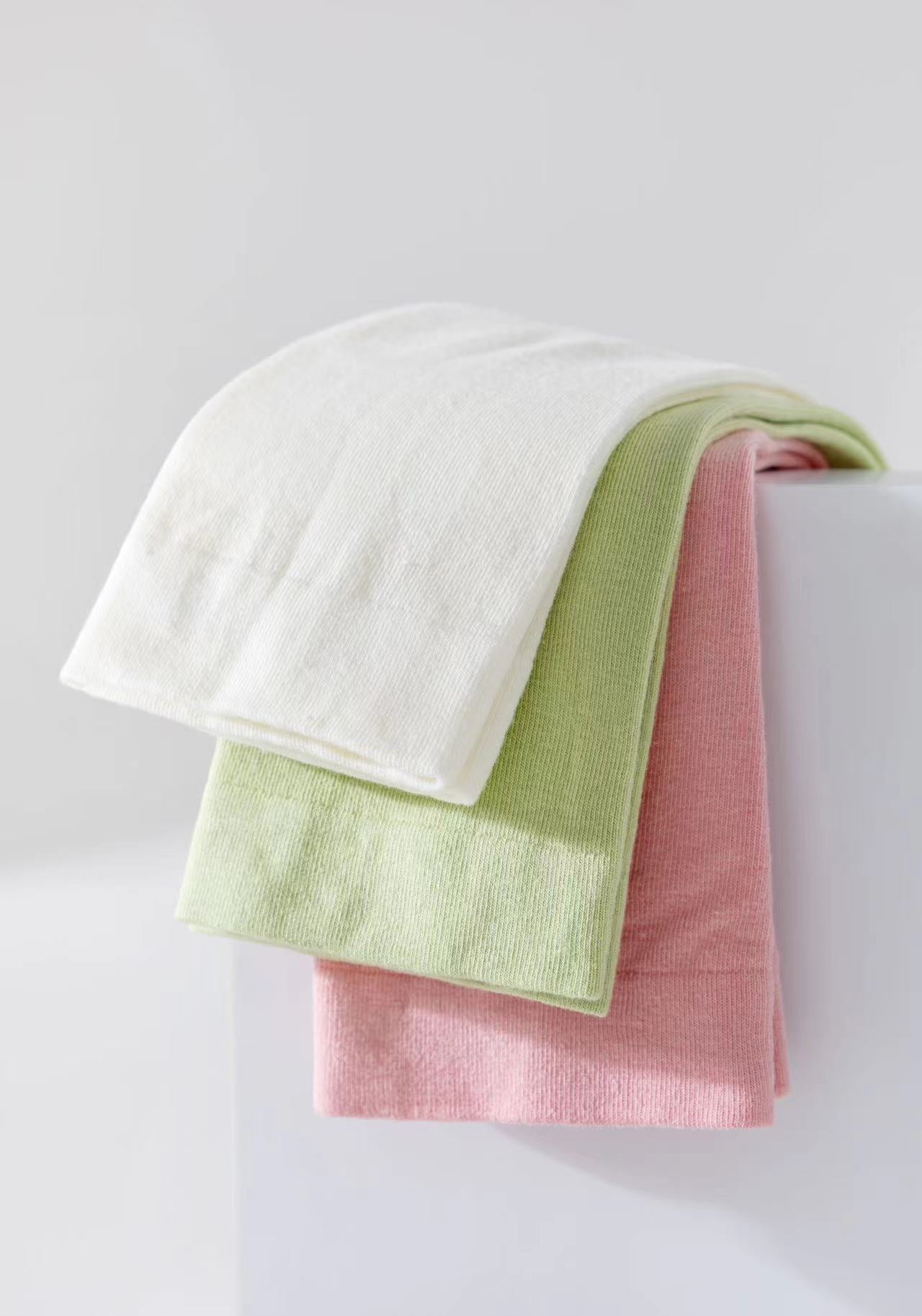 Seamless Cozy Crew Socks | Soft Cotton Women's Everyday Socks