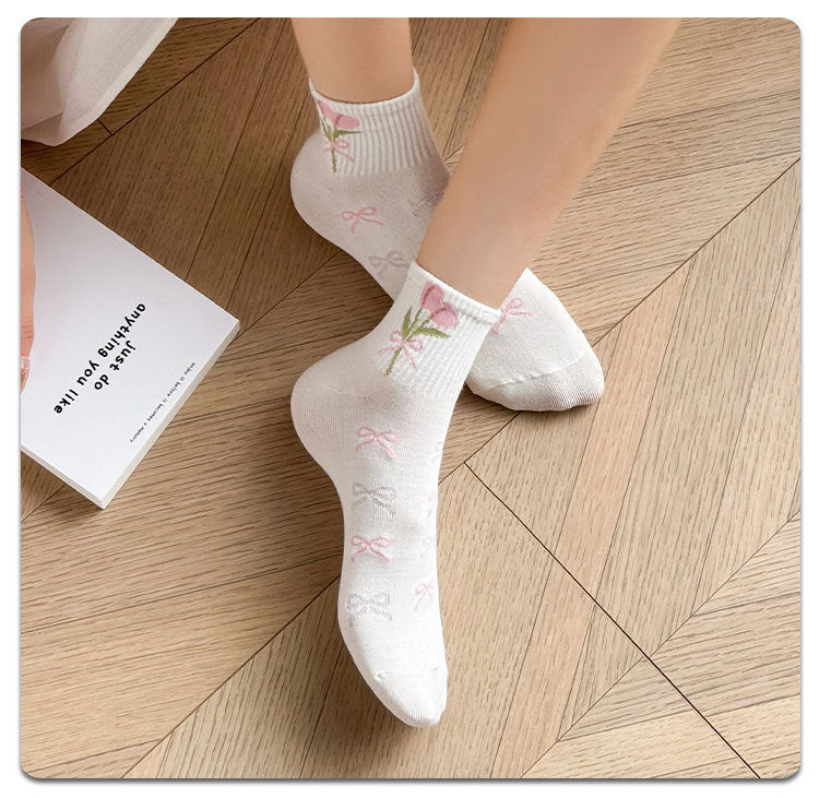 Dainty Floral Ankle Socks for Women | Breathable Everyday Socks