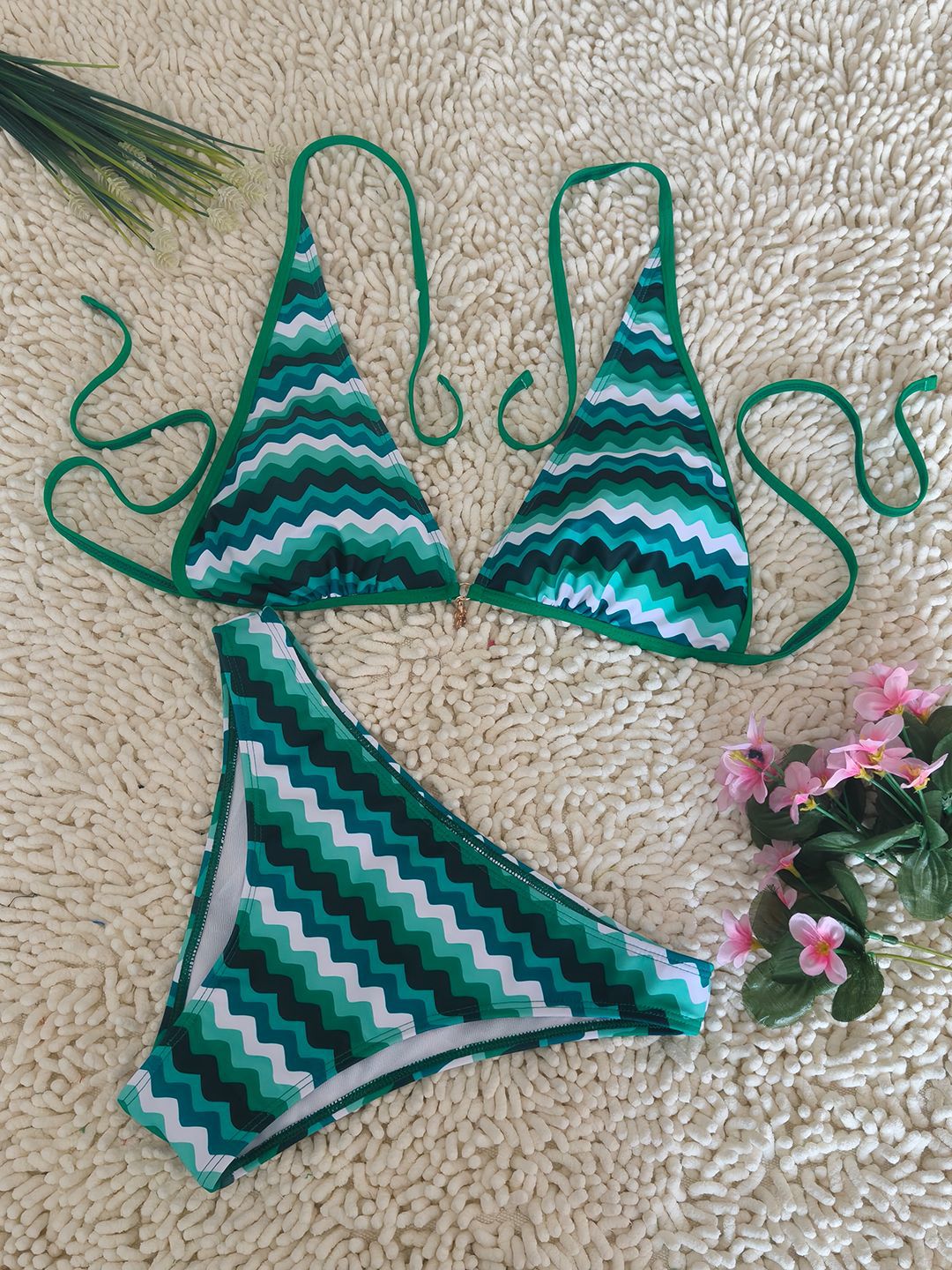 Green Wave Print Halter Bikini Set | Women's Summer Beach Swimwear