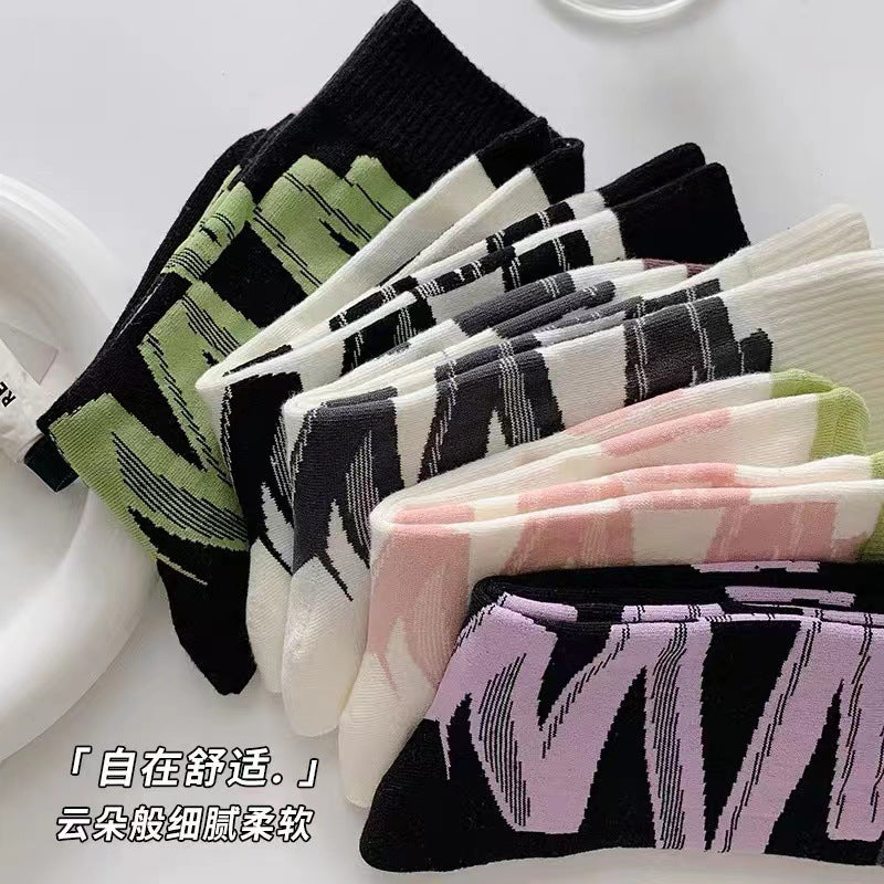 Trendy Abstract Patterned Crew Socks for Women