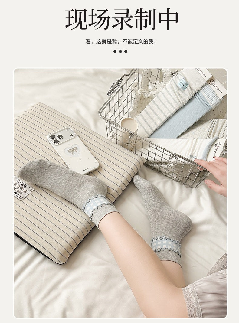 Cotton Crew Socks for Women | Seamless Breathable Fashion Socks