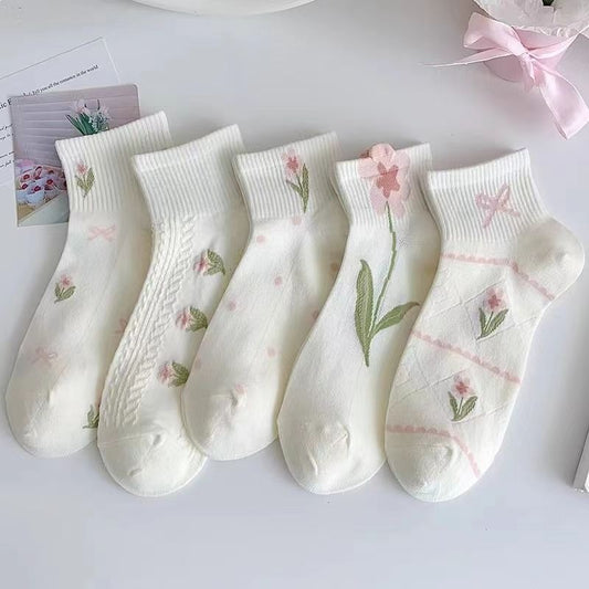 Sweet Floral Ankle Socks for Women | Breathable Cotton Spring Socks