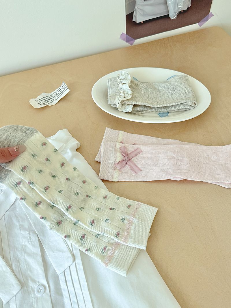 Seamless Cotton Crew Socks for Women | Fresh Pastel Slouch Socks