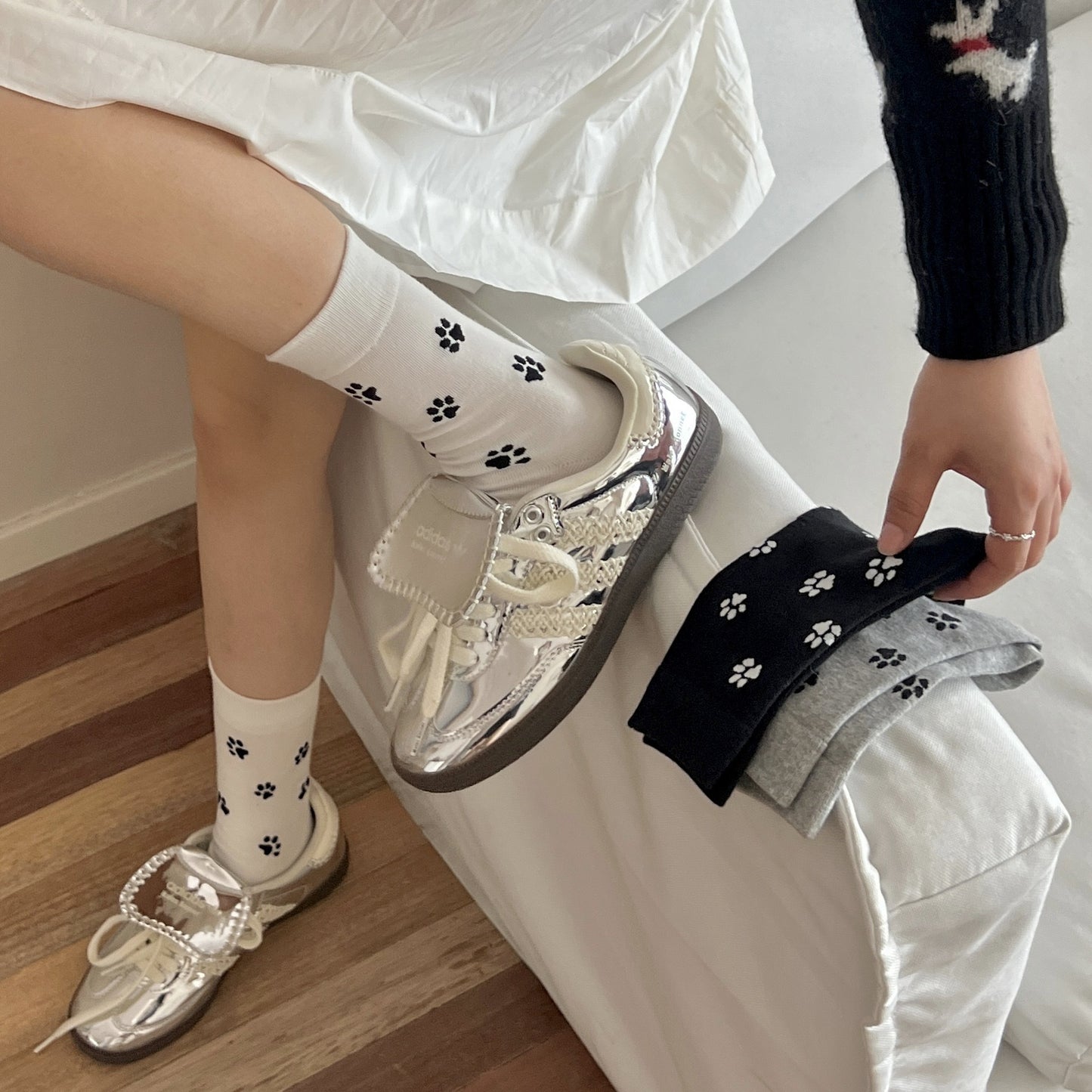 Playful Cat Paw Cotton Crew Socks for Women | Casual Patterned
