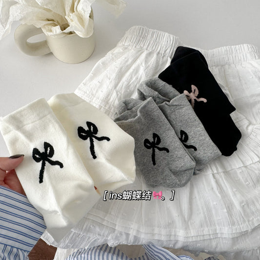 Embroidered Bow Crew Socks | Soft Cotton Balletcore Women's Socks
