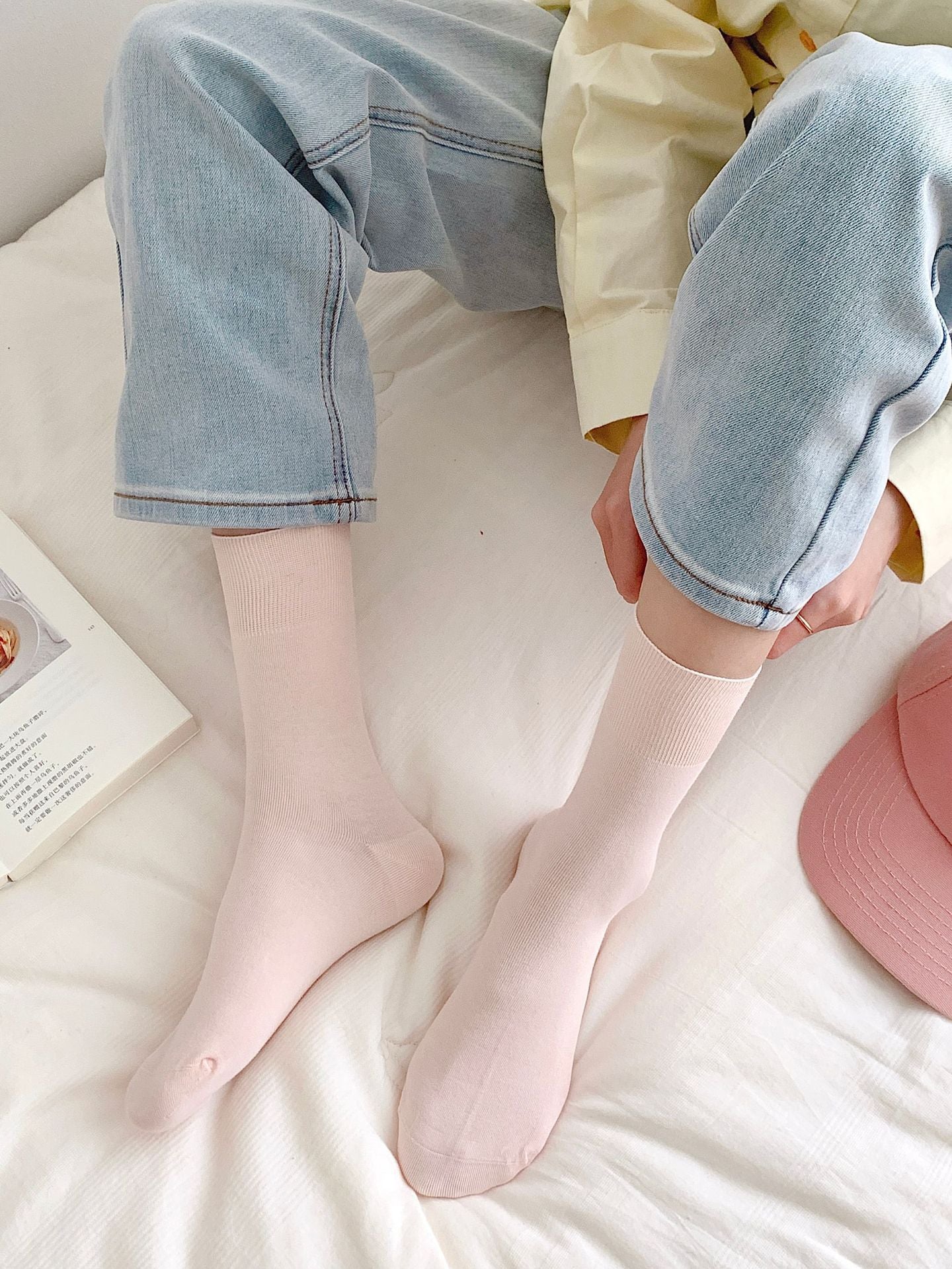 Seamless Cotton Crew Socks for Women | Loose Top Everyday Socks