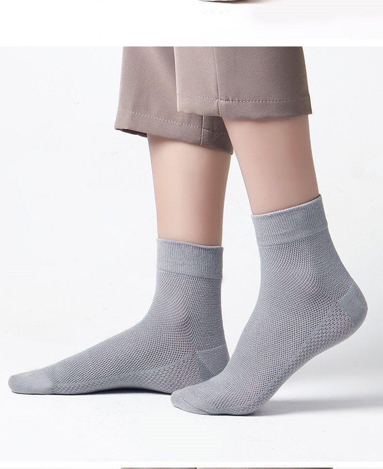 Breathable Mesh Crew Socks for Men | Thin Summer Moisture-Wicking Socks