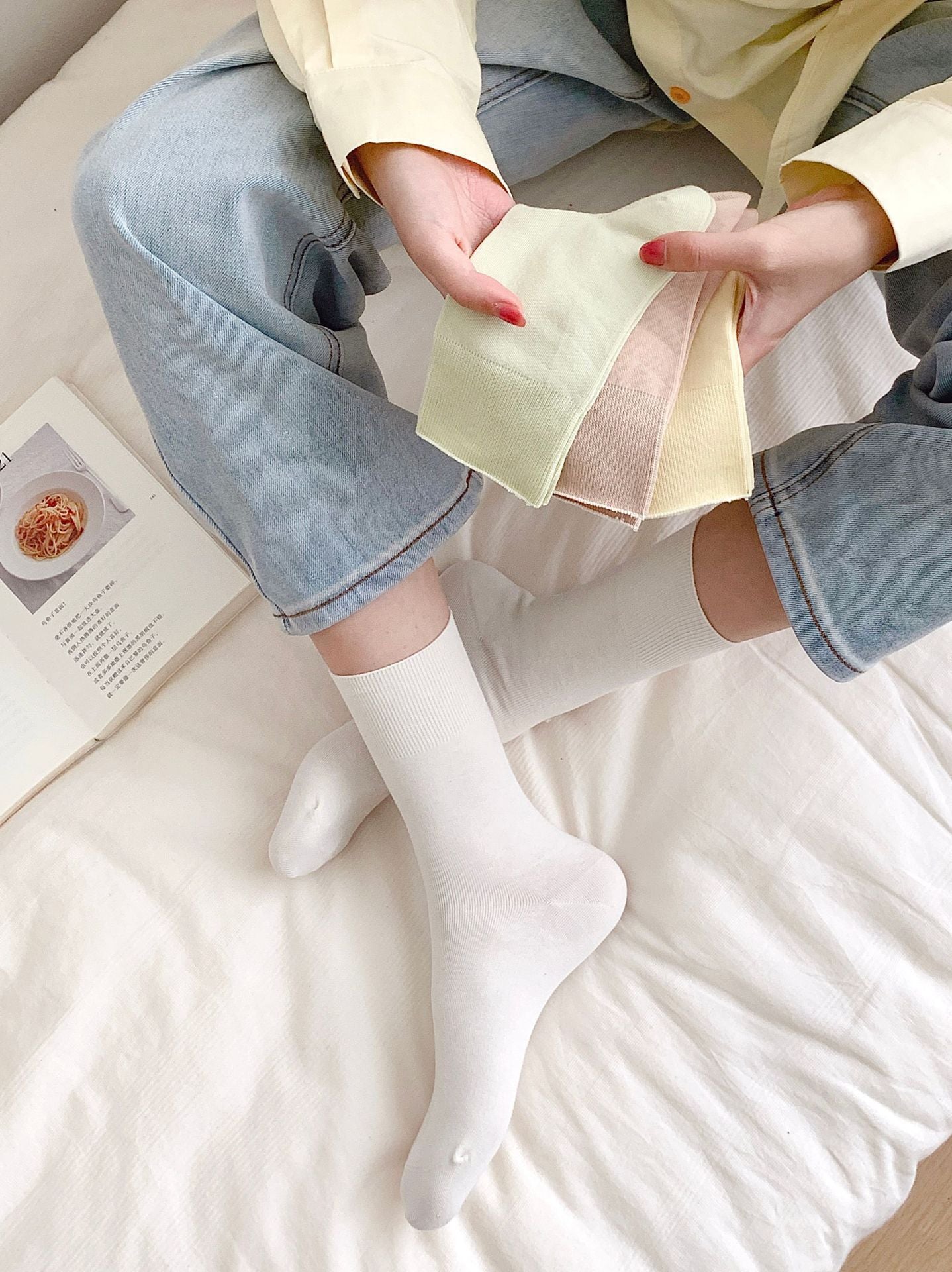 Seamless Cotton Crew Socks for Women | Loose Top Everyday Socks