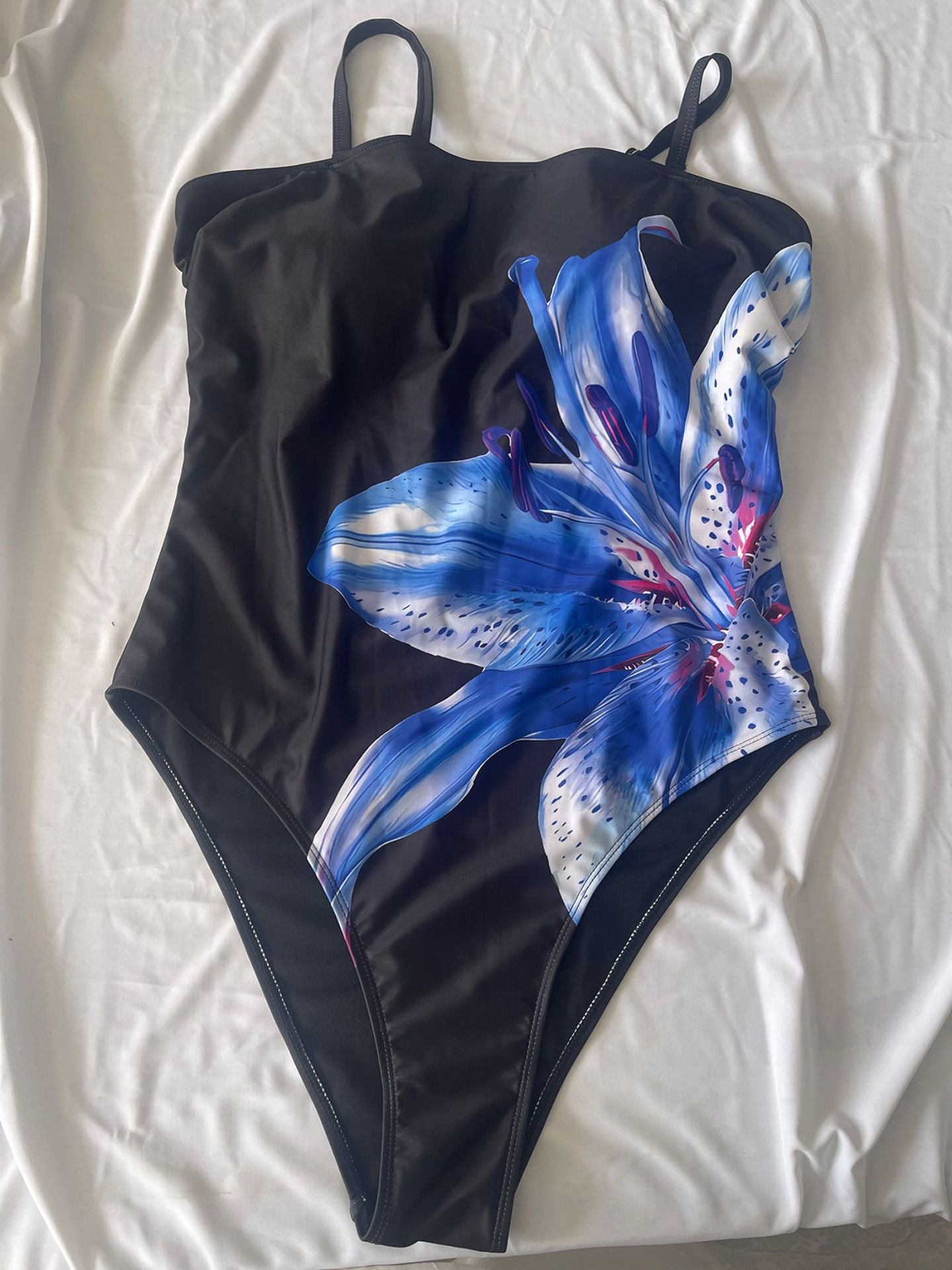 Plus Size Floral Printed One-Piece Swimsuit | Women's Swimwear