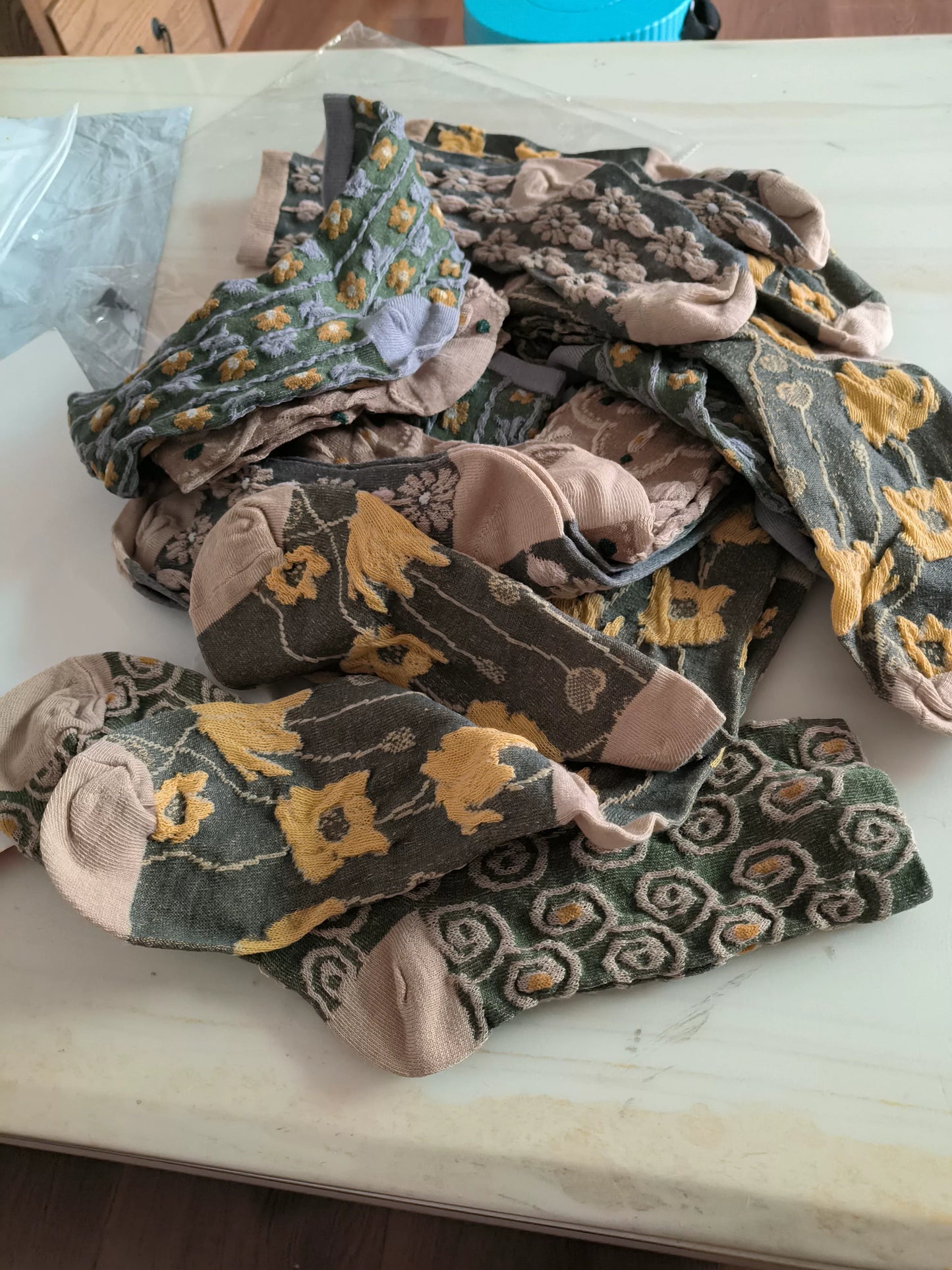 Vintage Floral Crew Socks for Women | Textured Retro Cotton Socks