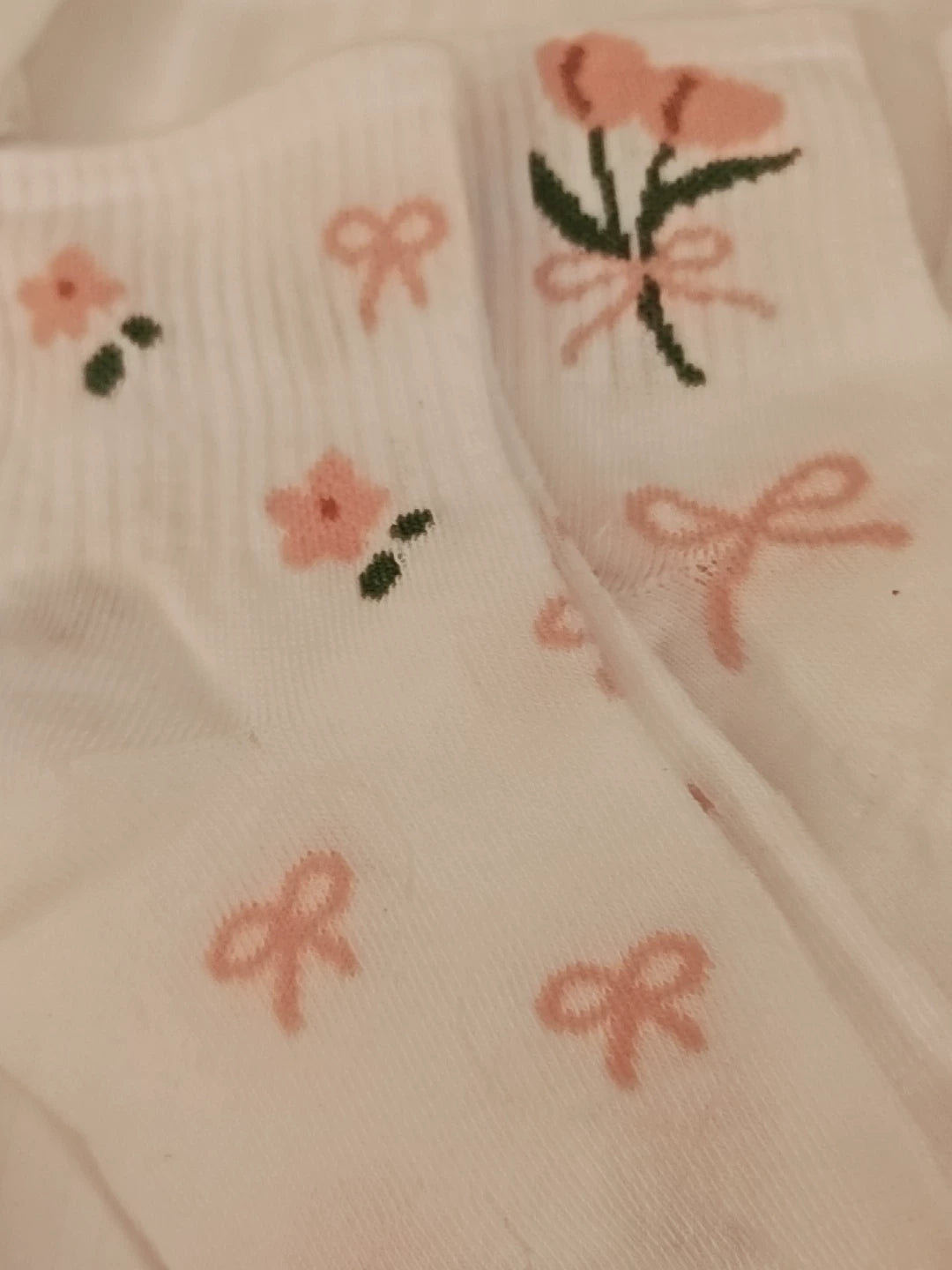 Dainty Floral Ankle Socks for Women | Breathable Everyday Socks