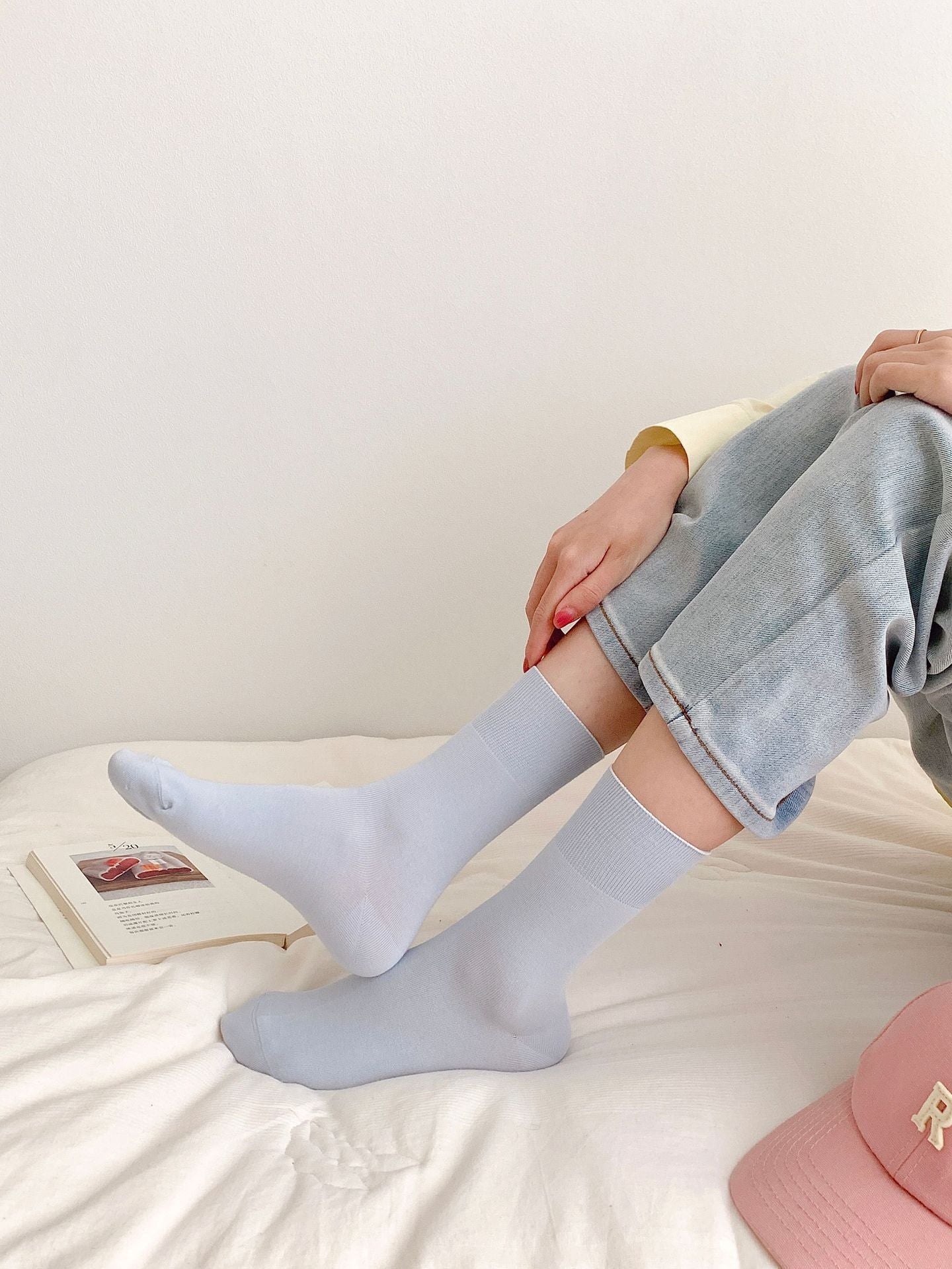 Seamless Cotton Crew Socks for Women | Loose Top Everyday Socks