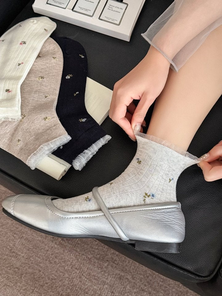 Vintage Floral Lace Ankle Socks for Women | Breathable Spring Summer Socks