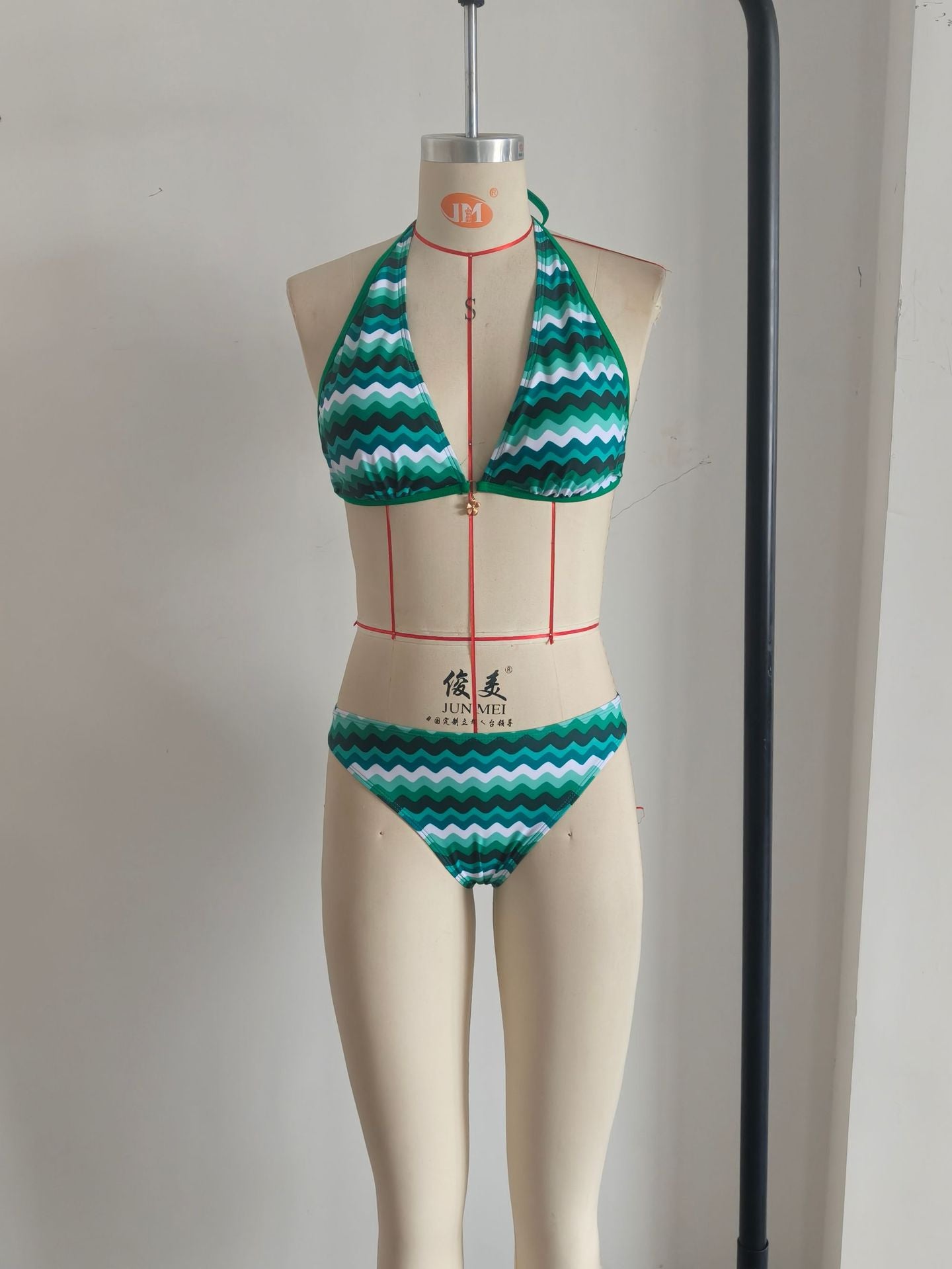 Green Wave Print Halter Bikini Set | Women's Summer Beach Swimwear