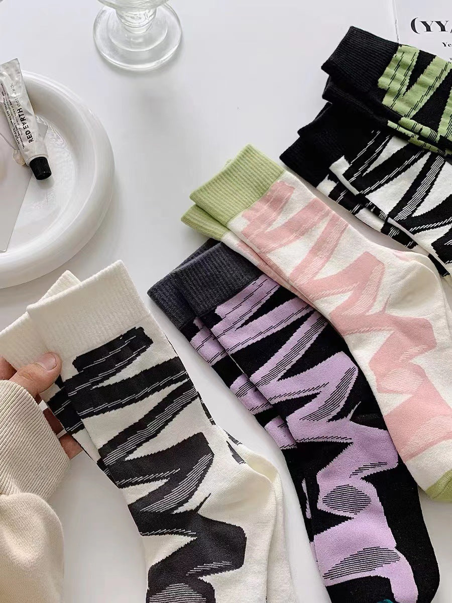Trendy Abstract Patterned Crew Socks for Women