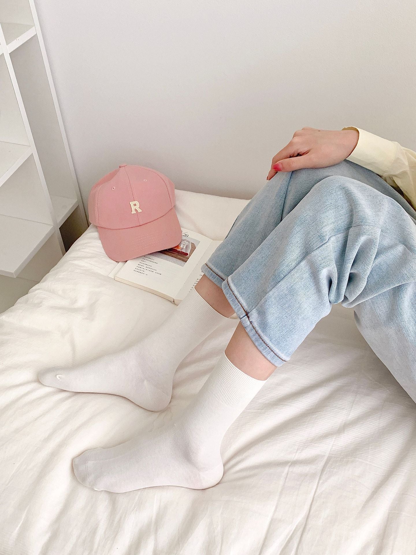 Seamless Cotton Crew Socks for Women | Loose Top Everyday Socks