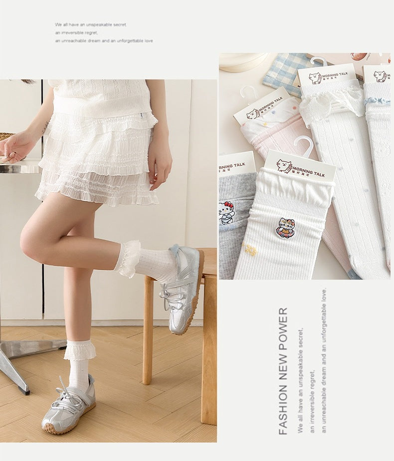 Cute Embroidered Cat Cotton Crew Socks for Women