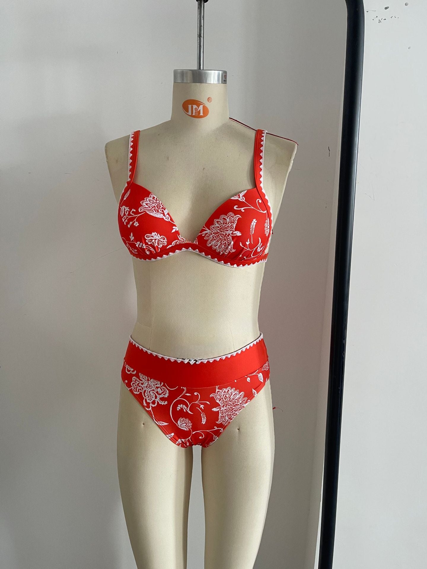 Red Floral Scalloped High-Waist Bikini Set | Women's Beach Swimwear