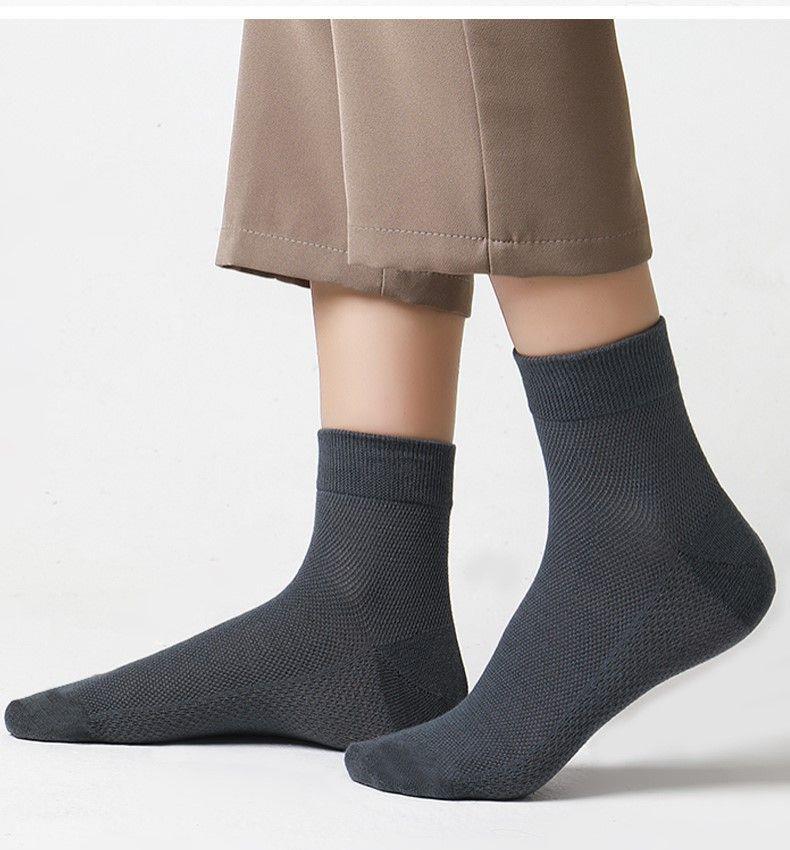Breathable Mesh Crew Socks for Men | Thin Summer Moisture-Wicking Socks