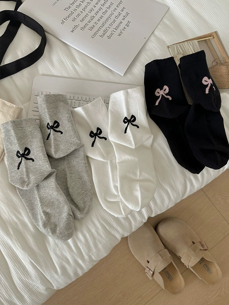 Embroidered Bow Crew Socks | Soft Cotton Balletcore Women's Socks