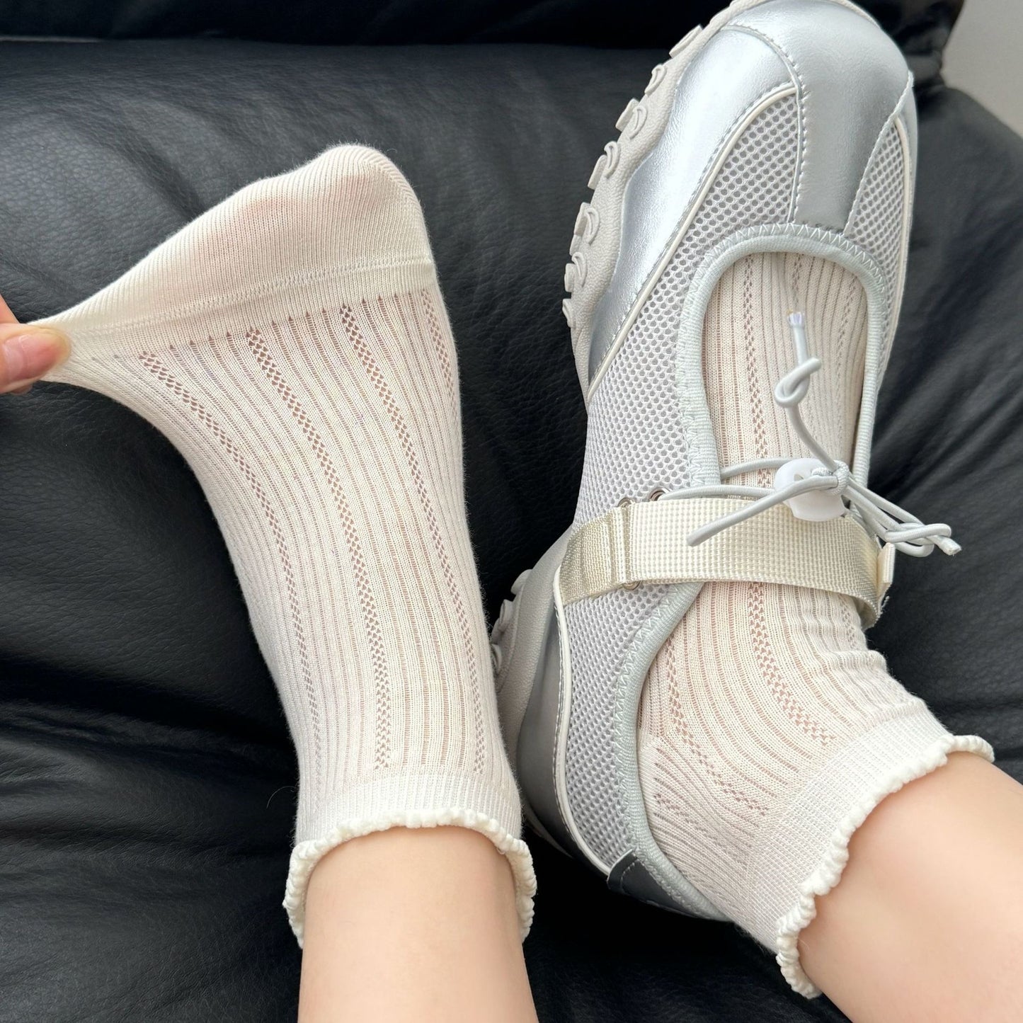 Ruffle Trim Mesh Ankle Socks | Breathable Summer Socks for Women