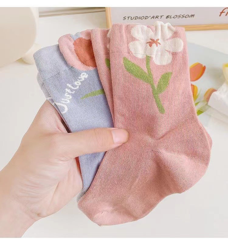 3D Floral Crew Socks for Women | Sweet Patterned Everyday Cotton Socks