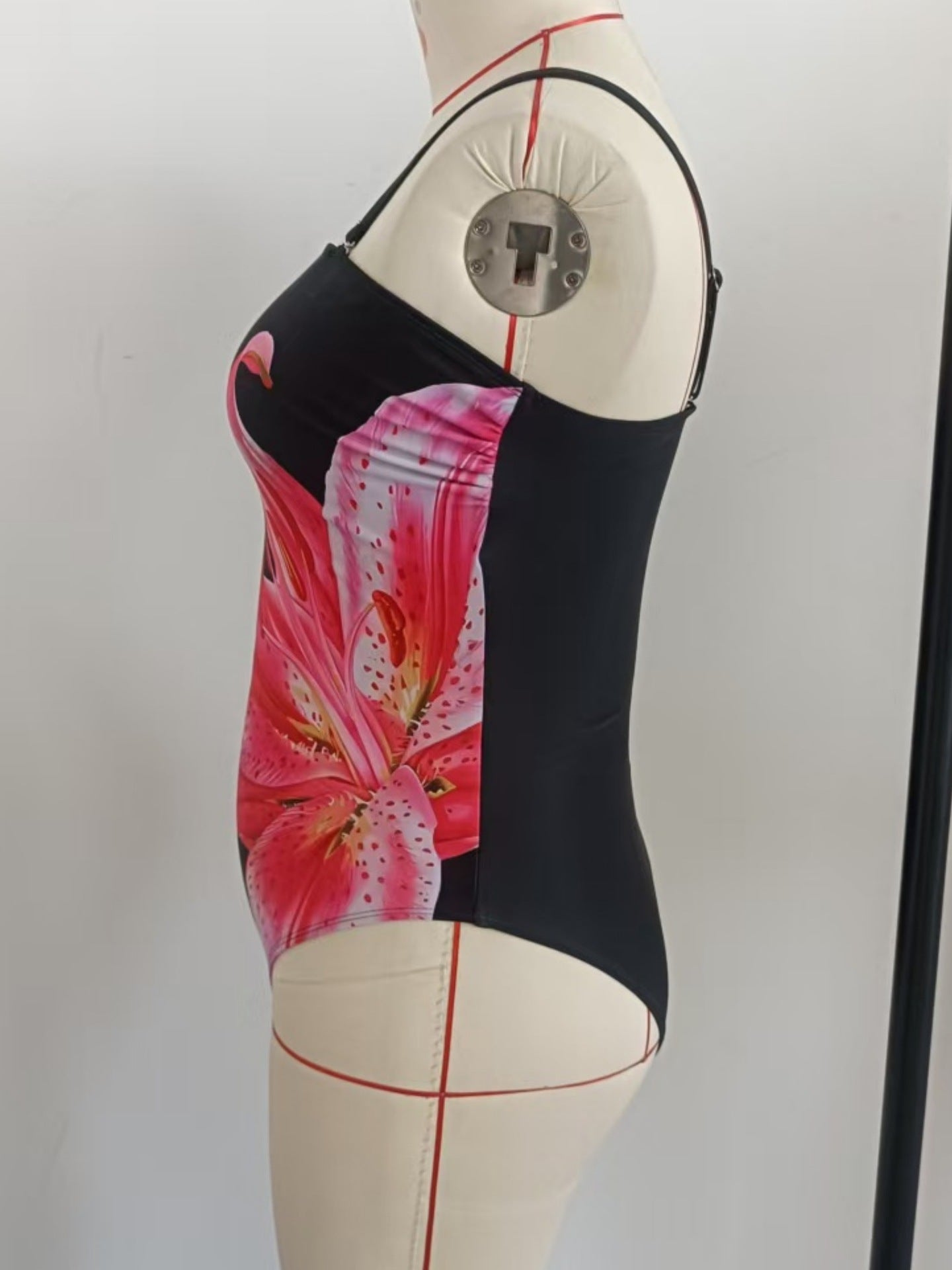 Plus Size Floral Printed One-Piece Swimsuit | Women's Swimwear