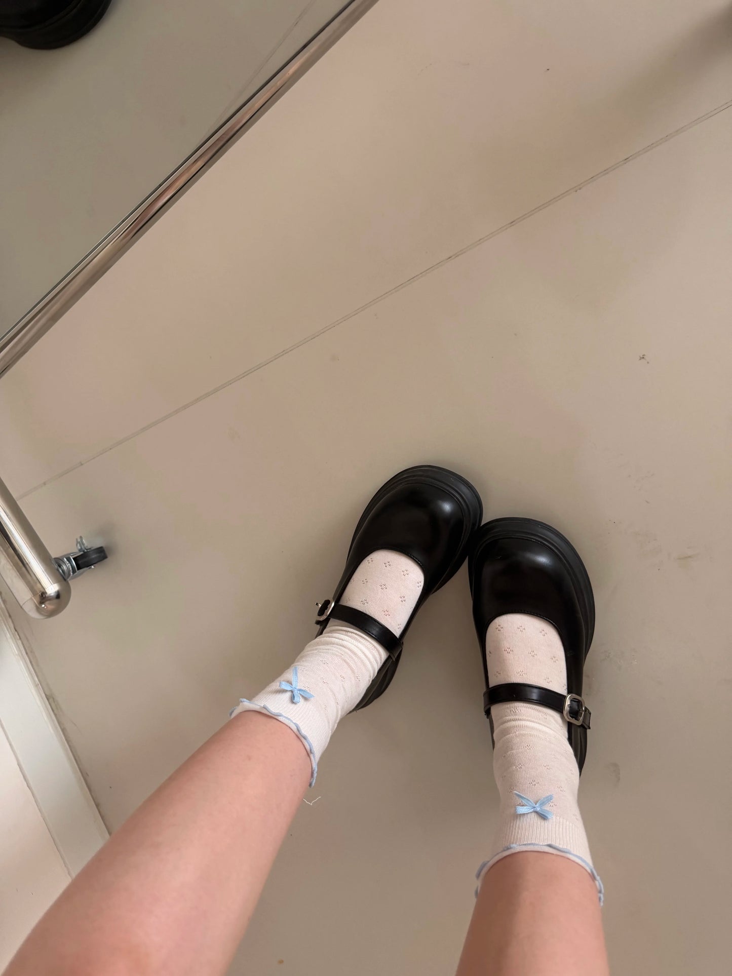 Ruffled Lace Crew Socks | Breathable Summer Slouch Socks for Women